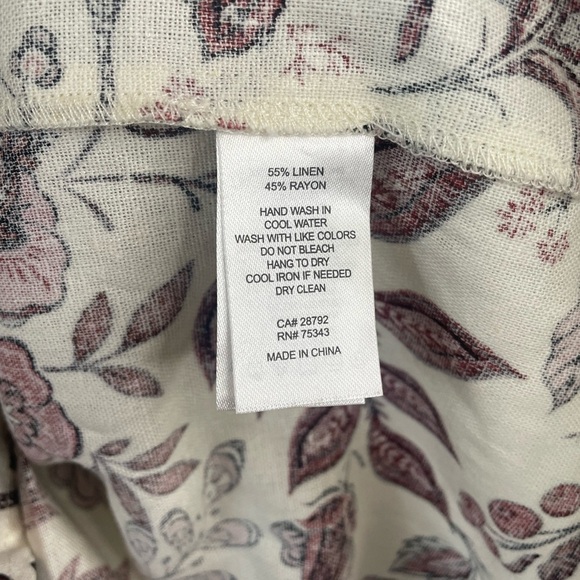 Joie linen blend blouse in beautiful reds and cream! This has puff sleeves! - Picture 2 of 7